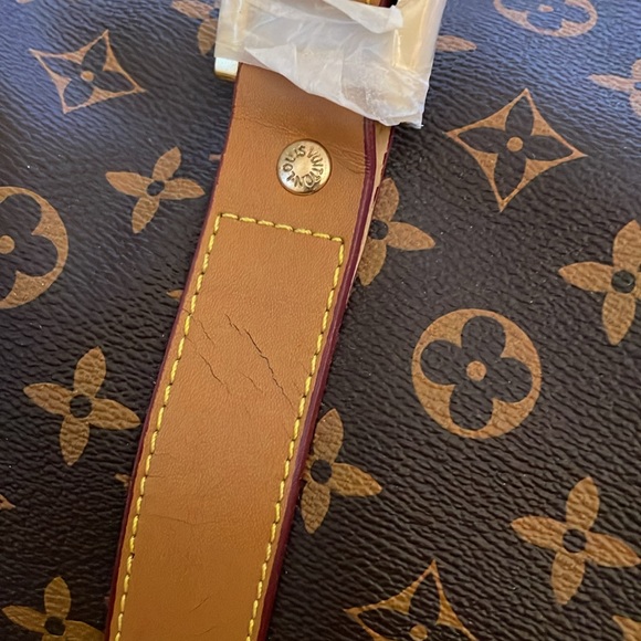 Louis Vuitton Keepall Bag - Picture 13 of 16